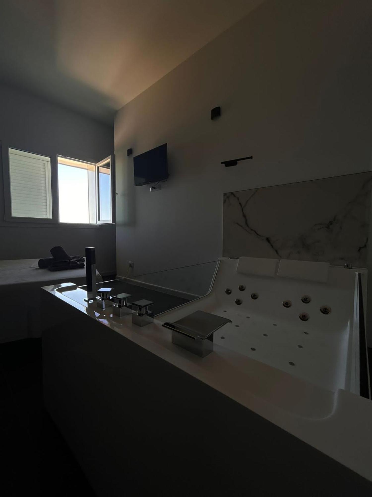 Bari Sea Paradise View (Adults Only) Εξωτερικό φωτογραφία