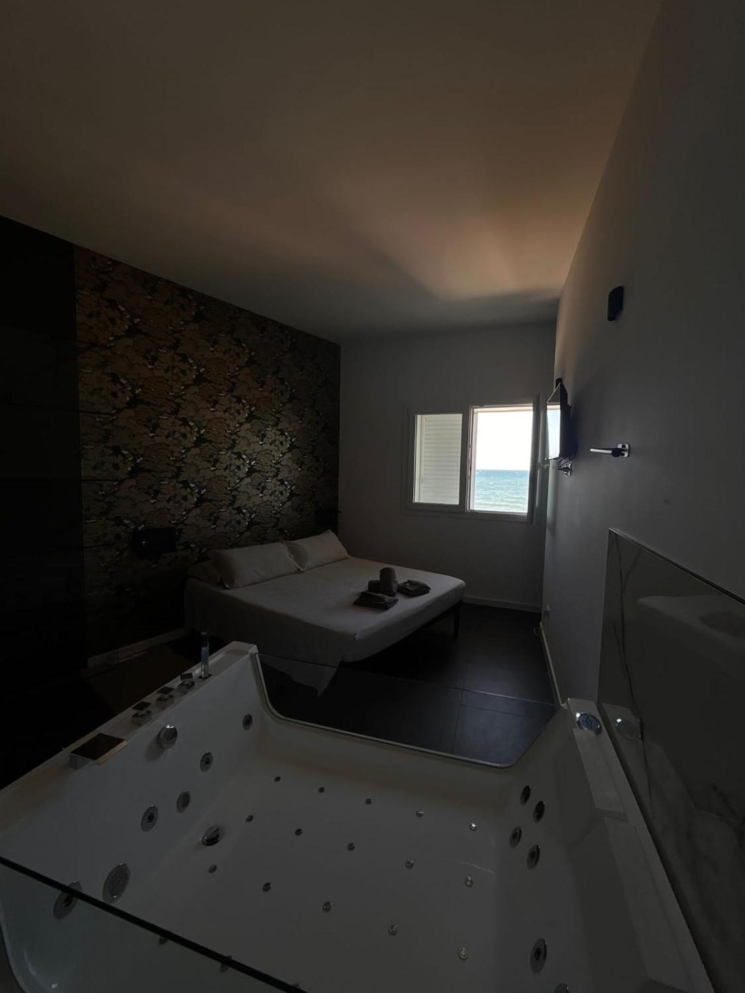 Bari Sea Paradise View (Adults Only) Εξωτερικό φωτογραφία
