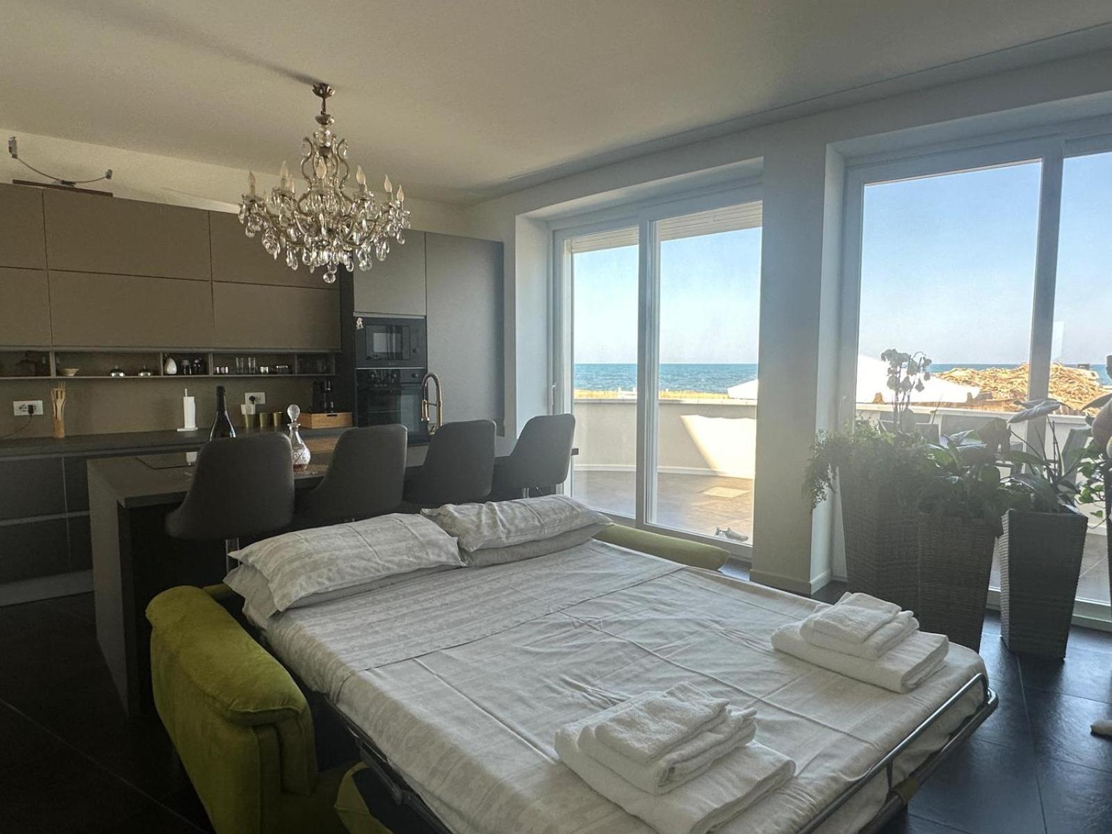 Bari Sea Paradise View (Adults Only) Εξωτερικό φωτογραφία